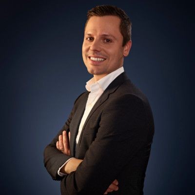 - Tom Van Den Bosch | Chief Product Officer @ itsme